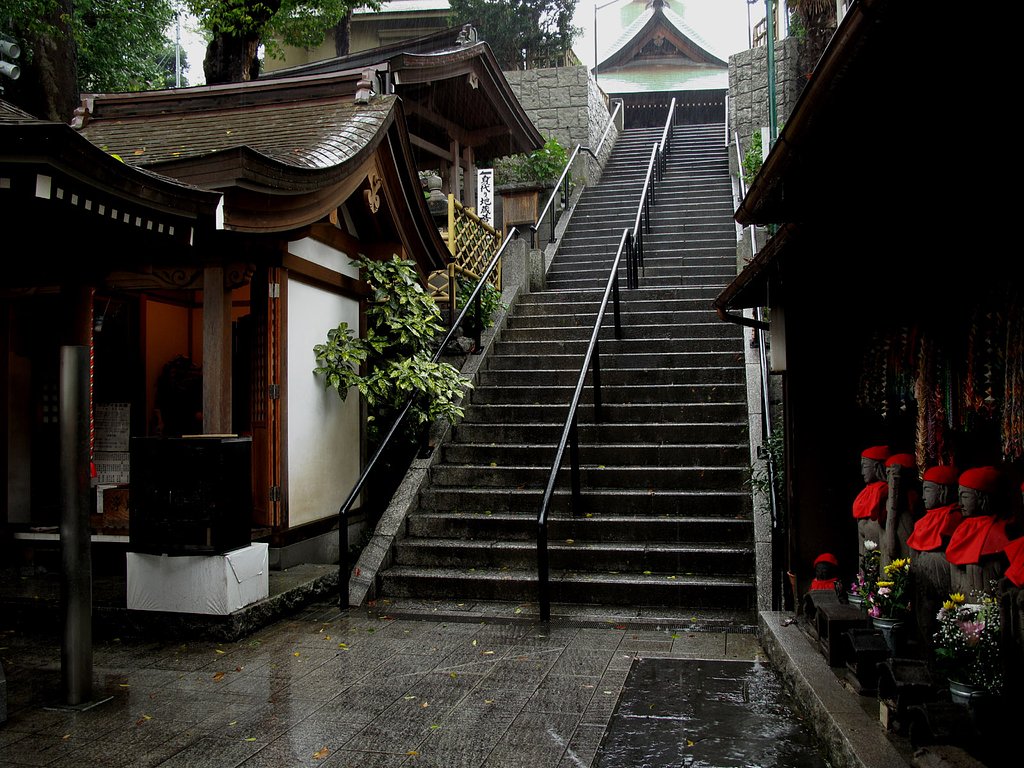 横浜・弘明寺