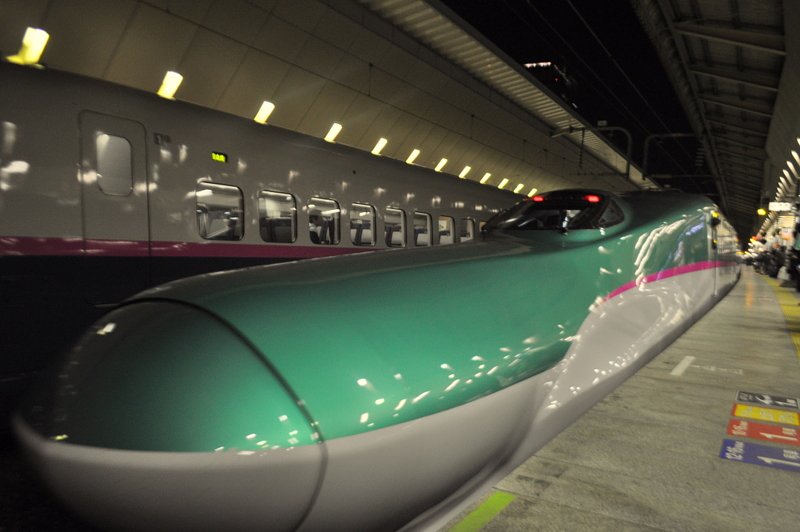 東京駅　はやぶさ