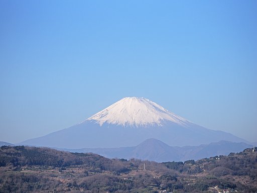 富士山も春めいて？