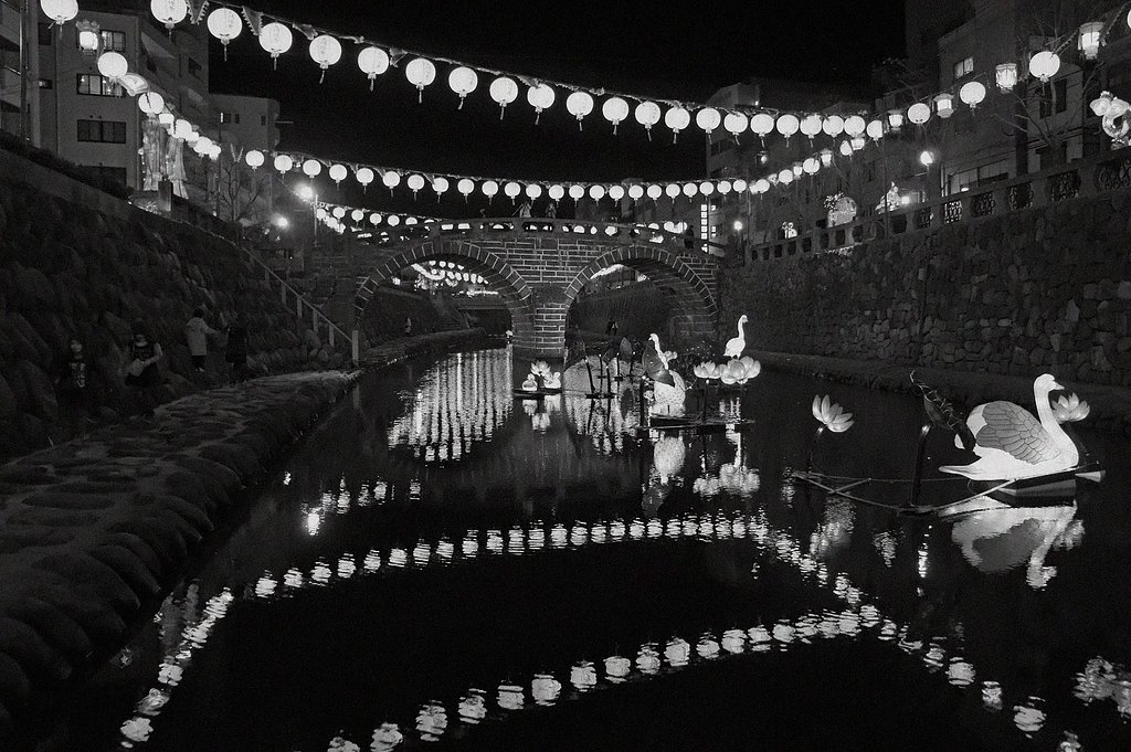 【モノクロ】眼鏡橋