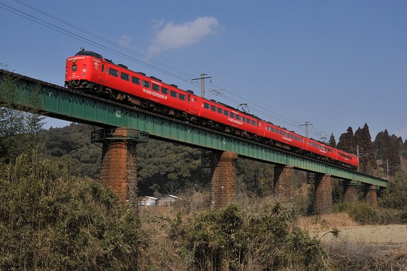 赤い485