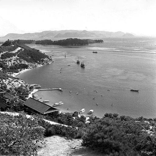 【モノクロ】瀬戸の海