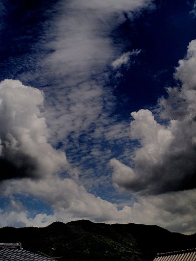初夏の雲