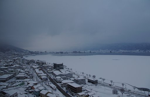 【モノクロ】 諏訪湖氷結