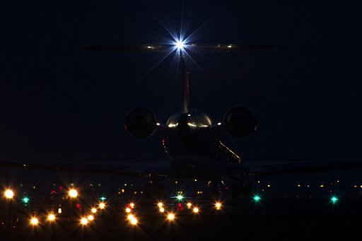 メタリック