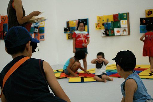 『子』なんで泣いてるんだろ