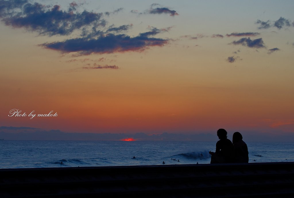 夕陽を見つめて