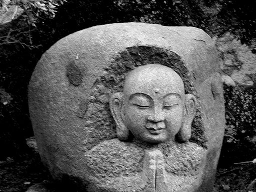 【モノクロ】石仏
