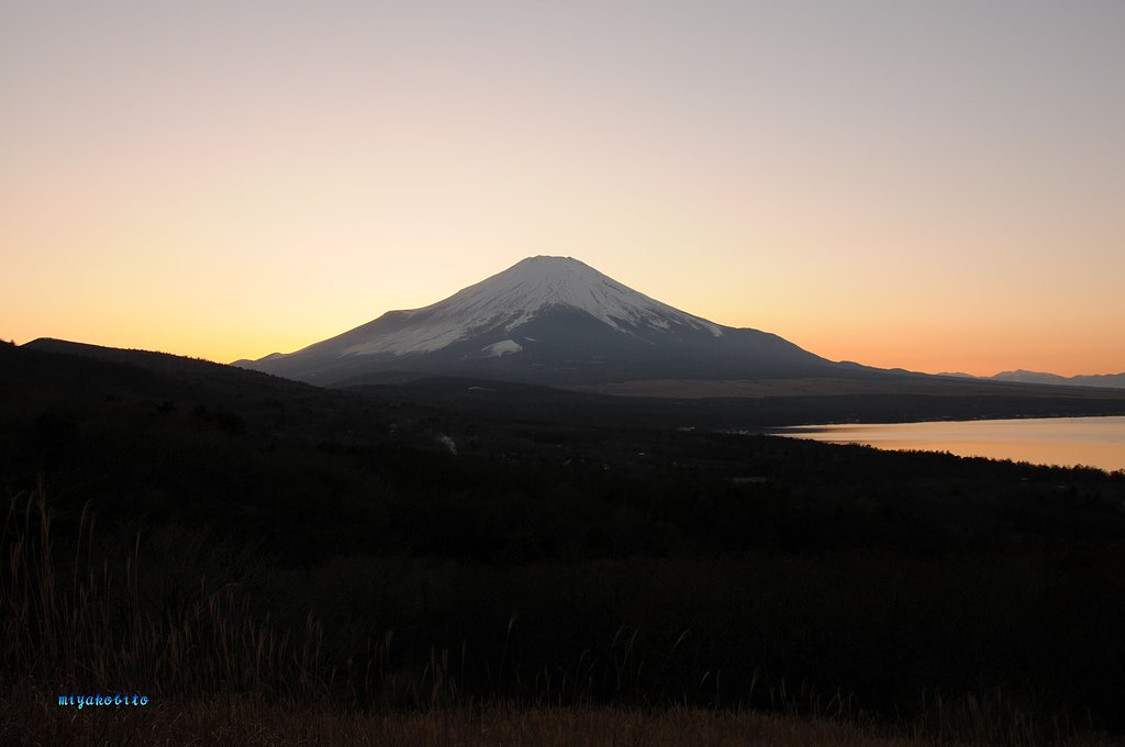 夕景の富士