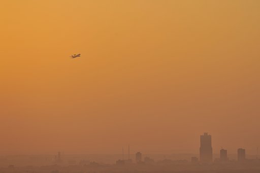 朝一番の訓練飛行