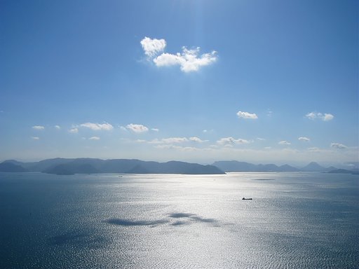 雲の陰・・・