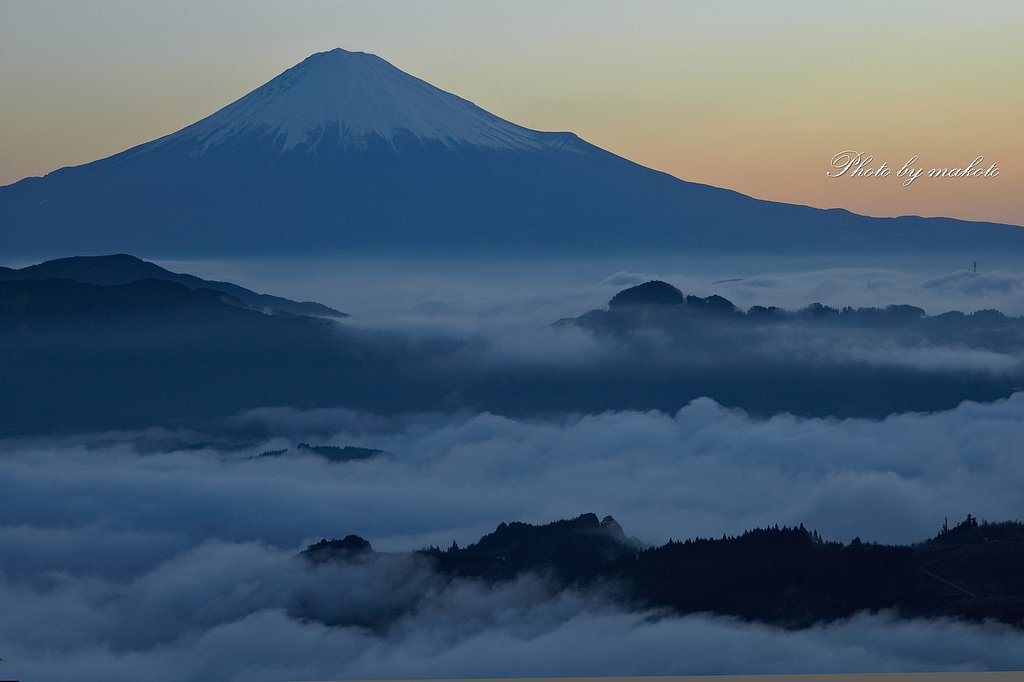 雲の向こうに・・・