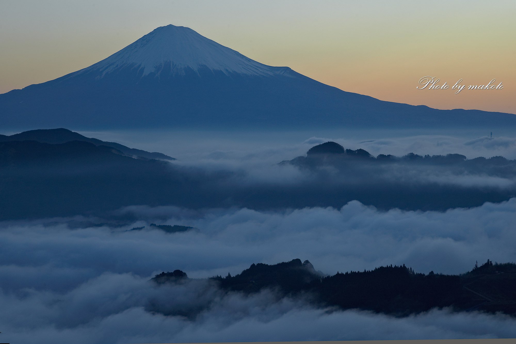 雲の向こうに・・・