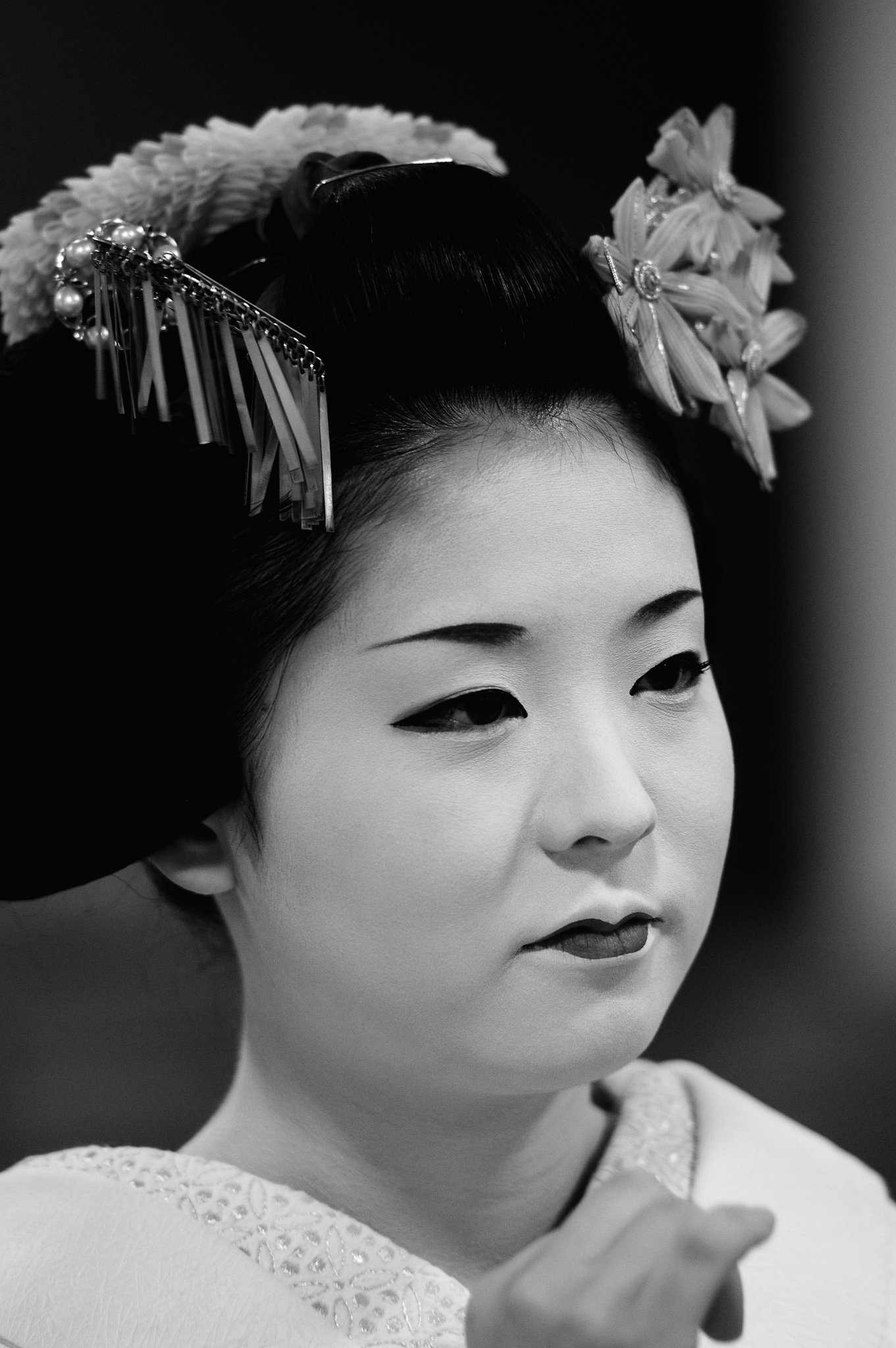 【質】　舞　妓