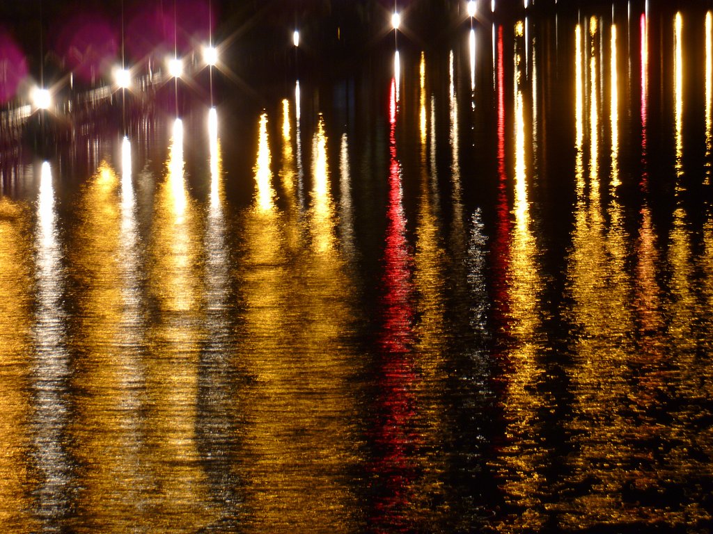 運河の水面