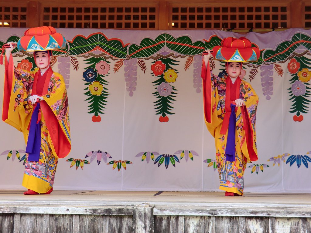 琉球舞踊（沖縄の旅５）