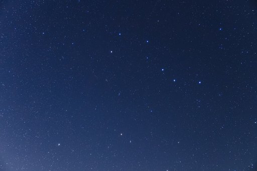 北斗七星と、北極星