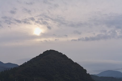 行もパッとしないお天気。