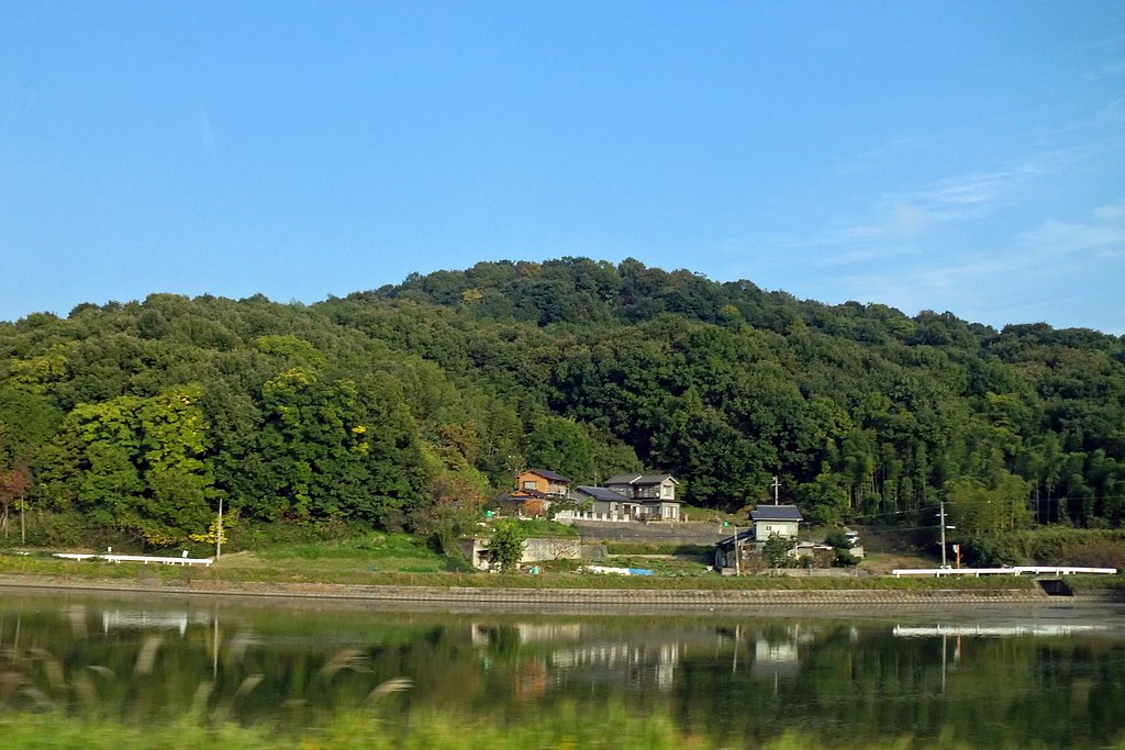 里山の懐