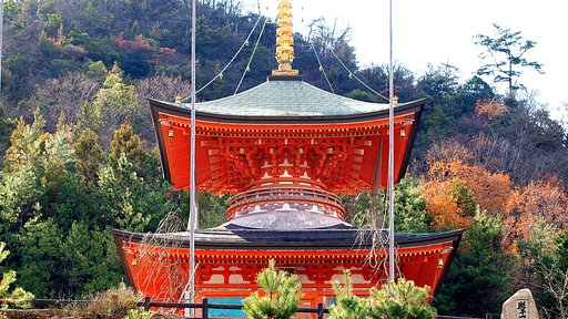 【紅】建物