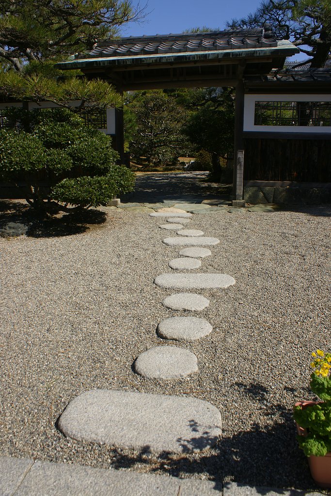 飛び石