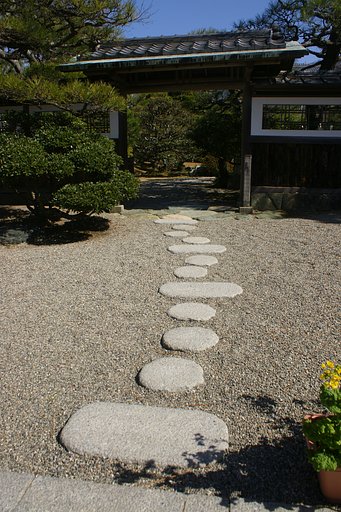 飛び石