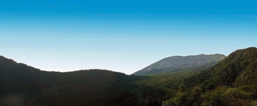 【質】　横に長い景色