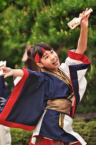 【質】　踊り娘