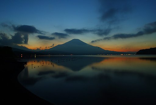 「逆」逆さ富士２
